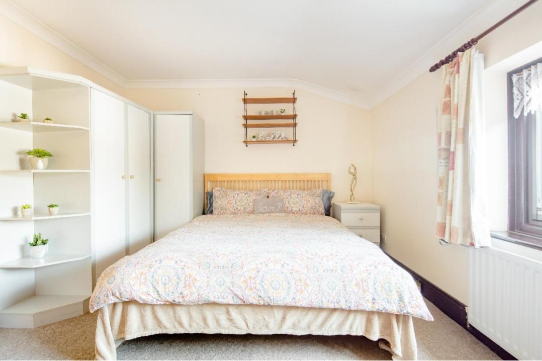 Spacious Room 2 Mins From Station London Eksteriør bilde